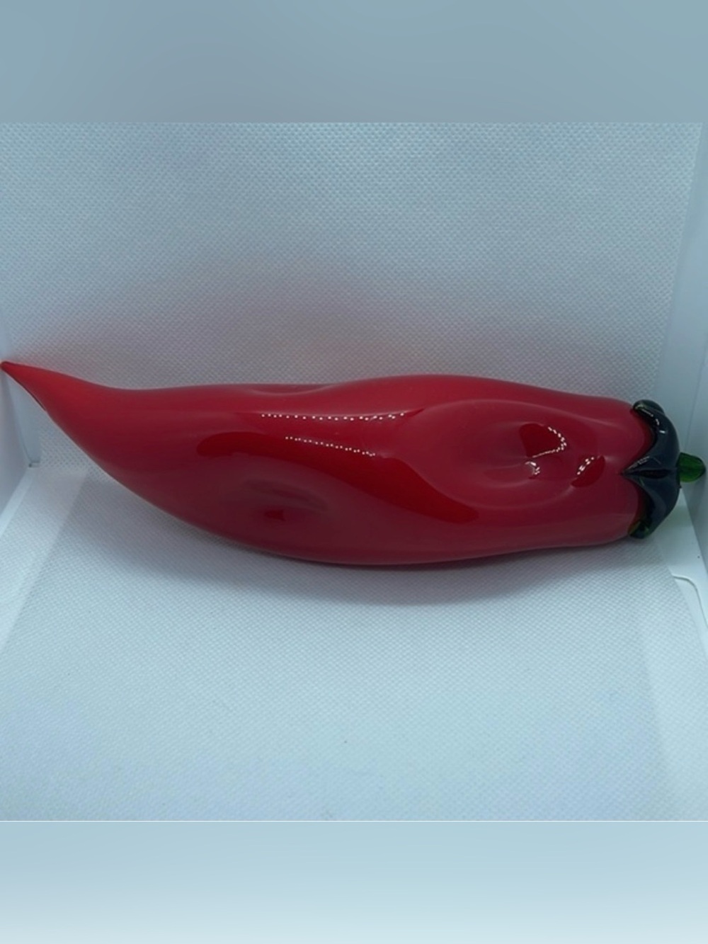 Glass Red‎ Pepper